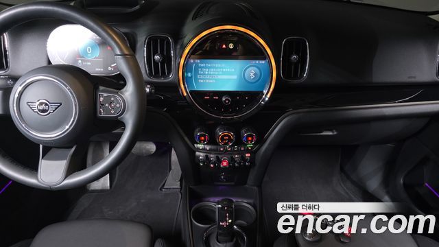 MINI Cooper Countryman Classic 2nd 2024 — фото 17