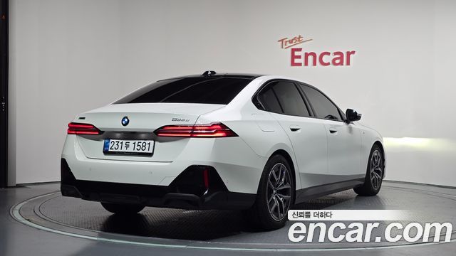 BMW 5 Series (G60) 523d xDrive M Sport 2025 — фото 2