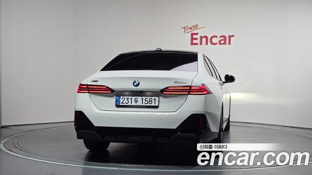 BMW 5 Series (G60) 523d xDrive M Sport 2025 — фото 4