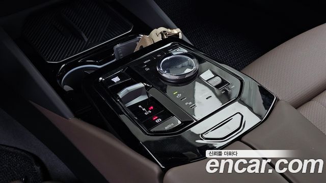 BMW 5 Series (G60) 523d xDrive M Sport 2025 — фото 9