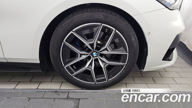 BMW 5 Series (G60) 523d xDrive M Sport 2025 — фото 27