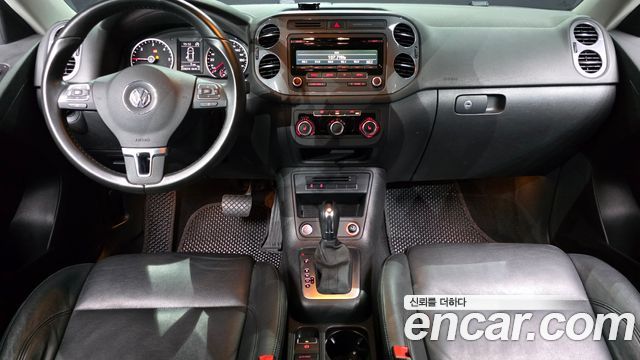 Volkswagen Tiguan 2.0 TDI Comfort 5N 2014 — фото 7