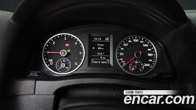 Volkswagen Tiguan 2.0 TDI Comfort 5N 2014 — фото 8
