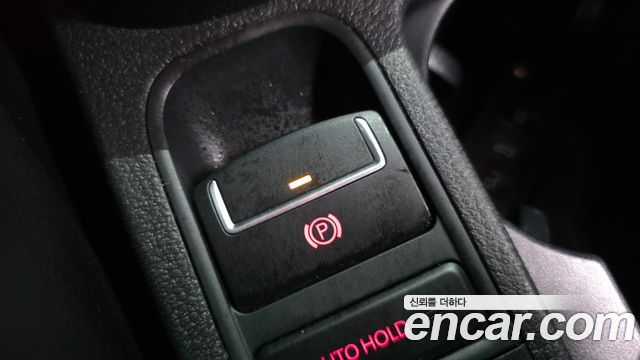 Volkswagen Tiguan 2.0 TDI Comfort 5N 2014 — фото 12