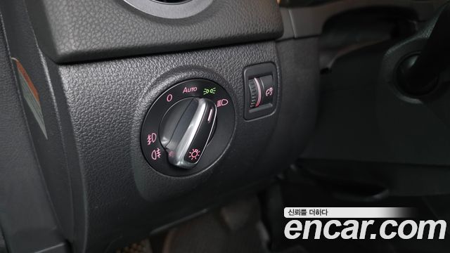 Volkswagen Tiguan 2.0 TDI Comfort 5N 2014 — фото 16