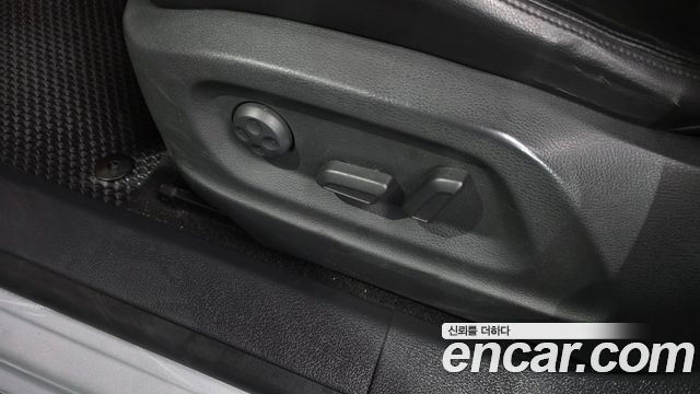 Volkswagen Tiguan 2.0 TDI Comfort 5N 2014 — фото 19
