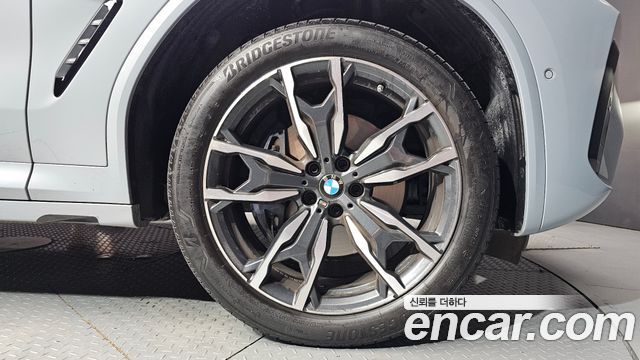 BMW X4 (G02) xDrive20i M Sport 2025 — фото 21