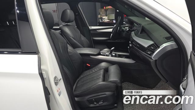 BMW X5 (F15) xDrive 30d M Sport package 2018 — фото 11
