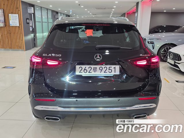 Mercedes-Benz GLA-Class (H247) GLA250 4MATIC 2025 — фото 4