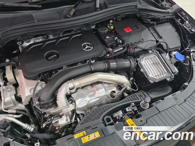 Mercedes-Benz GLA-Class (H247) GLA250 4MATIC 2025 — фото 6