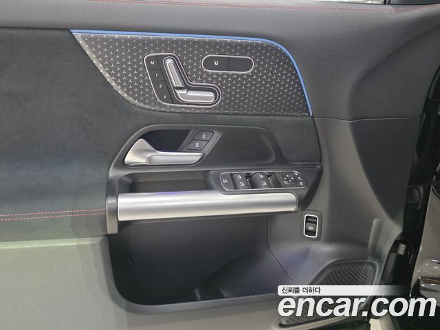 Mercedes-Benz GLA-Class (H247) GLA250 4MATIC 2025 — фото 18