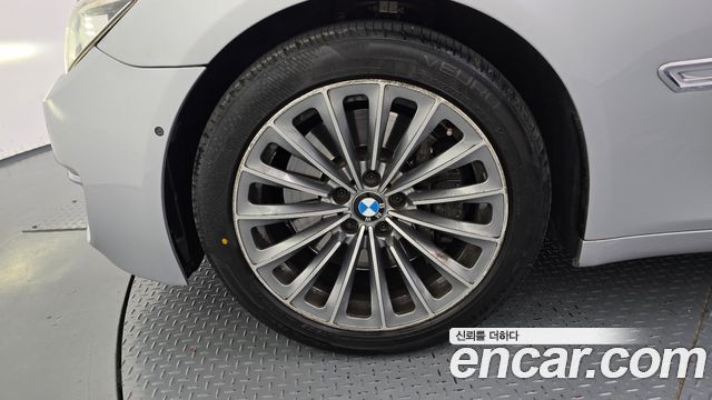BMW 7 Series (F01) 750Li xDrive 2013 — фото 5