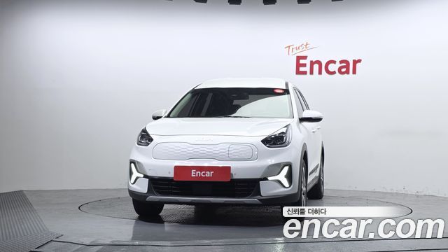 Kia Niro Plus Earth 2023 — фото 3