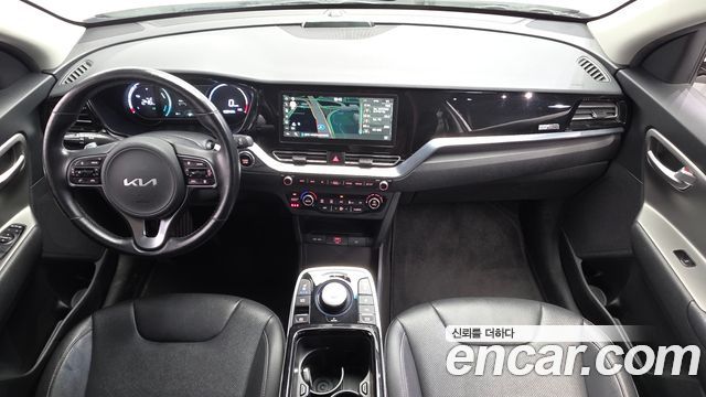Kia Niro Plus Earth 2023 — фото 7