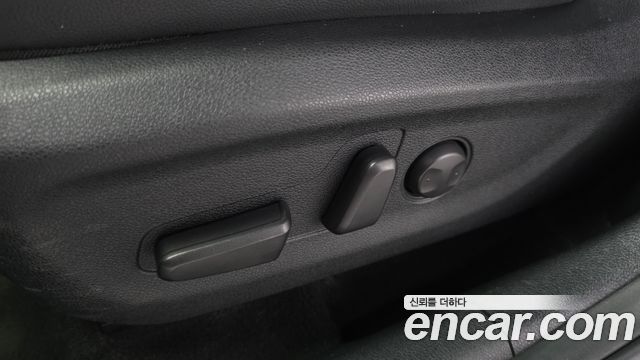 Kia Niro Plus Earth 2023 — фото 18