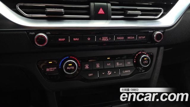 Kia Niro Plus Earth 2023 — фото 31
