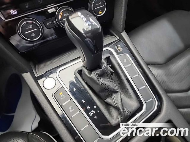 Volkswagen Arteon 2.0 TDI Presige 4Motion 2020 — фото 8