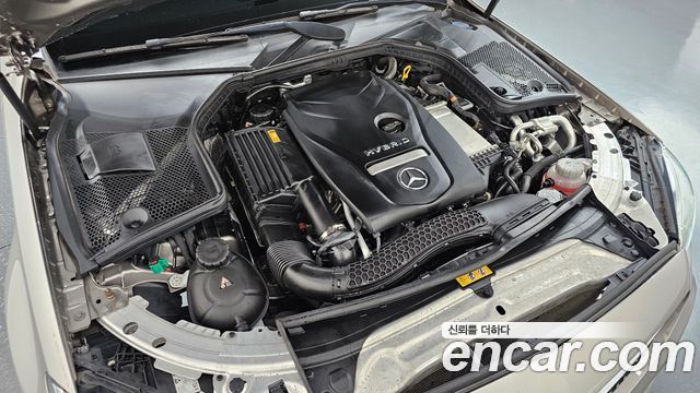 Mercedes-Benz C-Class (W205) C300e 4MATIC AMG Line 2020 — фото 6