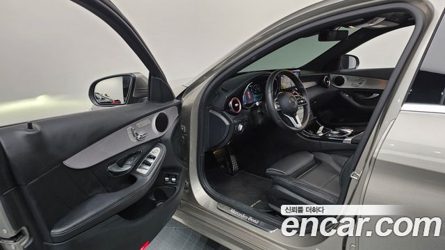 Mercedes-Benz C-Class (W205) C300e 4MATIC AMG Line 2020 — фото 10