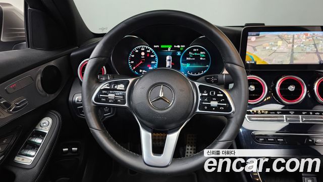 Mercedes-Benz C-Class (W205) C300e 4MATIC AMG Line 2020 — фото 12