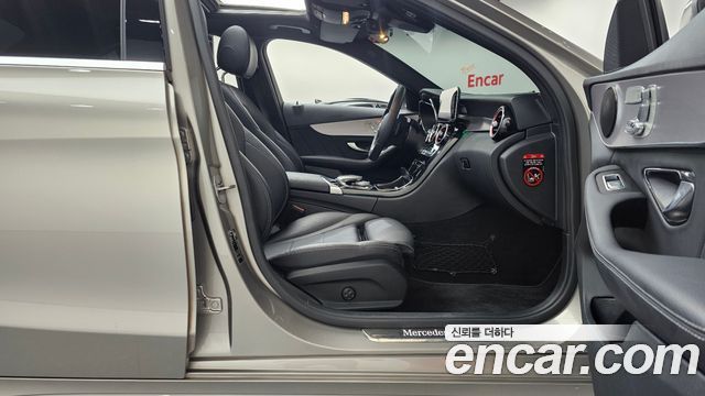 Mercedes-Benz C-Class (W205) C300e 4MATIC AMG Line 2020 — фото 26