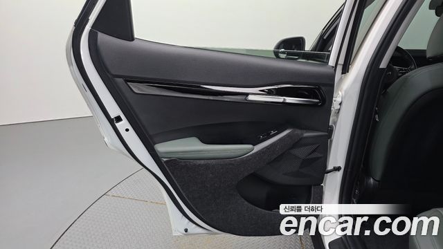 Kia Seltos Gasoline 2.0 2WD Gravity 2023 — фото 25