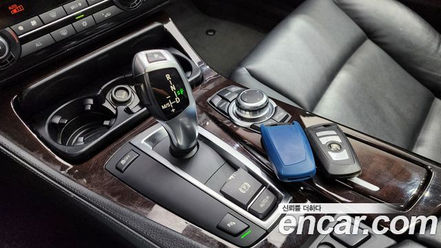 BMW 5 Series (F10) 520d 2011 — фото 9