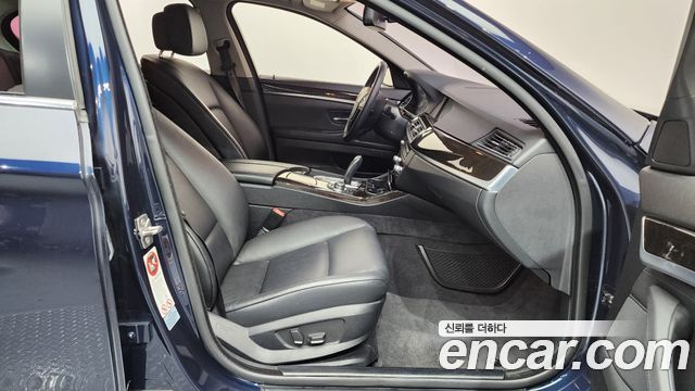 BMW 5 Series (F10) 520d 2011 — фото 11