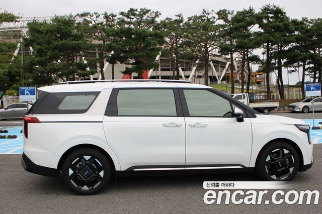 Kia Carnival (IV) HEV 7seater Nobless 2025 — фото 8