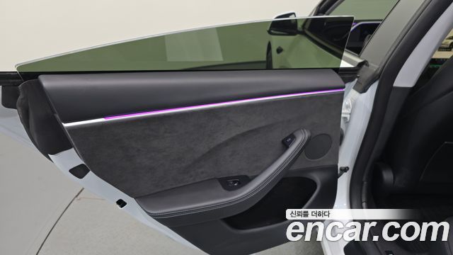 Tesla Model 3 Long Range AWD 2024 — фото 25