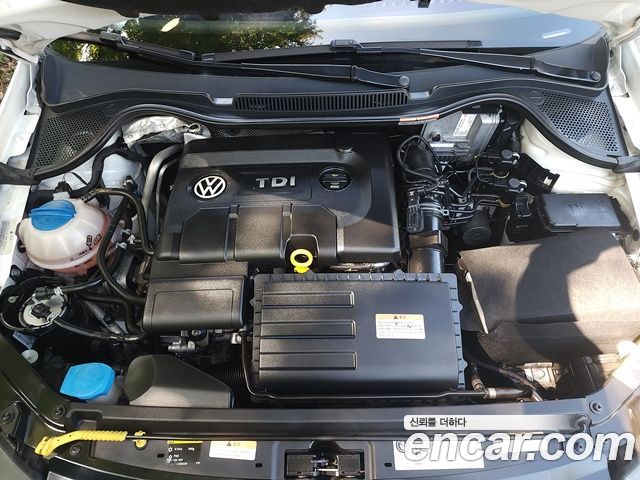 Volkswagen Polo 1.4 TDI R-Line 5th 2015 — фото 6