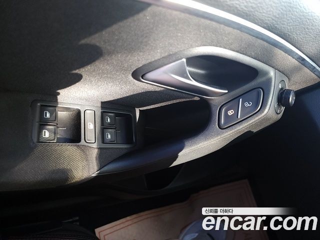 Volkswagen Polo 1.4 TDI R-Line 5th 2015 — фото 19