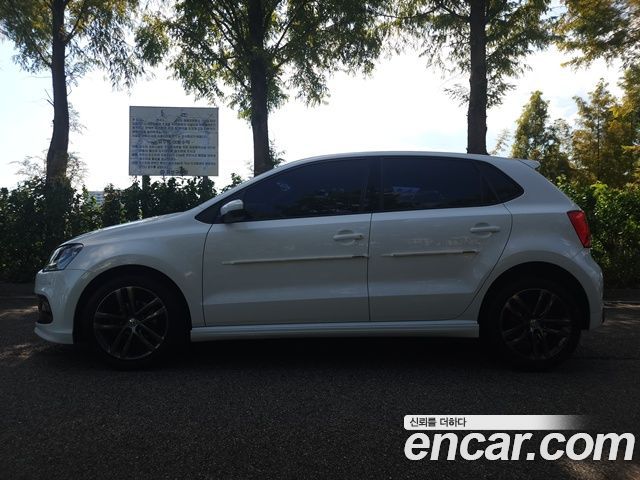 Volkswagen Polo 1.4 TDI R-Line 5th 2015 — фото 22