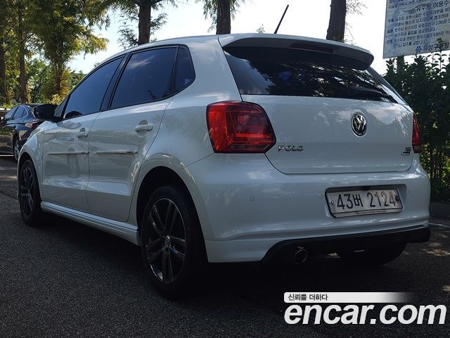 Volkswagen Polo 1.4 TDI R-Line 5th 2015 — фото 23