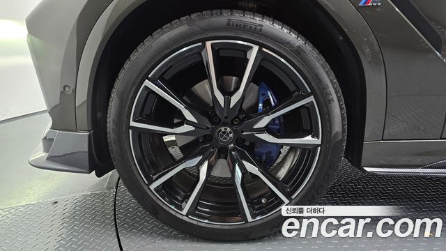 BMW X6 (G06) xDrive40i M Sport 2021 — фото 5