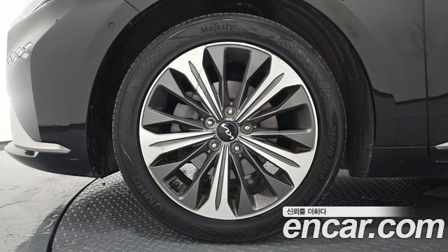 Kia K8 Hybrid Signature 2023 — фото 5