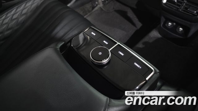 Kia K8 Hybrid Signature 2023 — фото 32