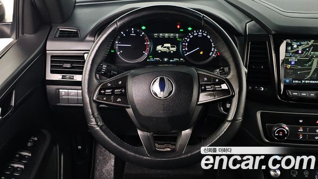 KG Mobility (SsangYong) Rexton Sports Khan Diesel 2.2 4WD Dynamic Edition (5-Link) 2021 — фото 13