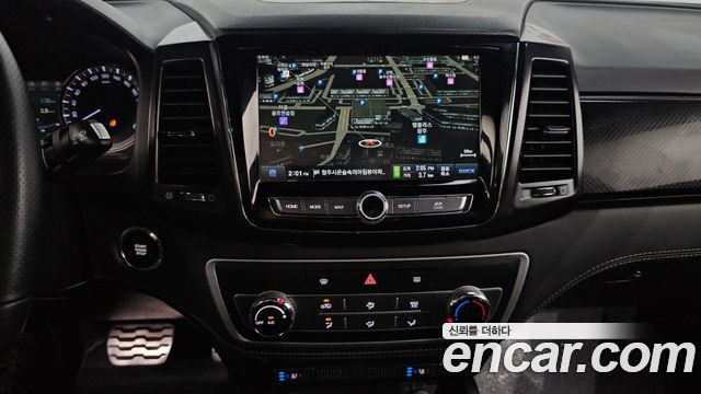 KG Mobility (SsangYong) Rexton Sports Khan Diesel 2.2 4WD Dynamic Edition (5-Link) 2021 — фото 14