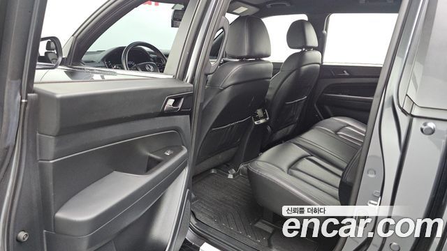 KG Mobility (SsangYong) Rexton Sports Khan Diesel 2.2 4WD Dynamic Edition (5-Link) 2021 — фото 26
