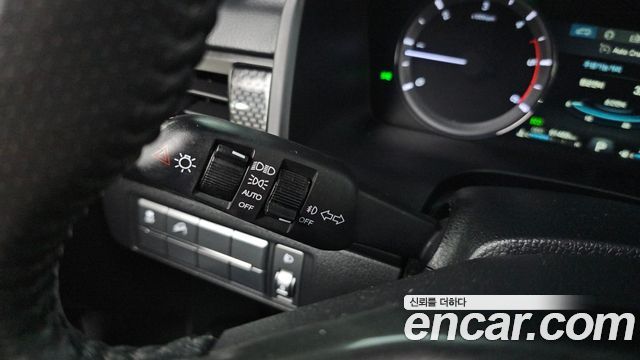 KG Mobility (SsangYong) Rexton Sports Khan Diesel 2.2 4WD Dynamic Edition (5-Link) 2021 — фото 32