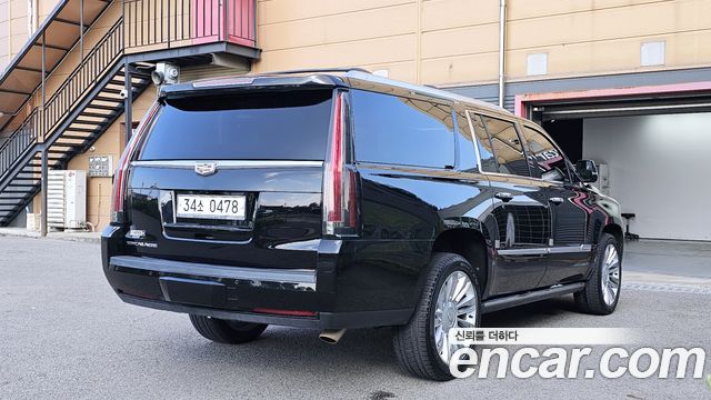 Cadillac Escalade 6.2 ESV 4th 2016 — фото 2