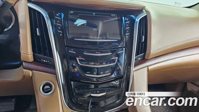 Cadillac Escalade 6.2 ESV 4th 2016 — фото 14