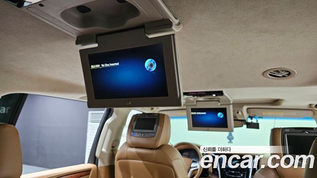Cadillac Escalade 6.2 ESV 4th 2016 — фото 16