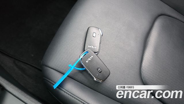 Kia Sportage (V) Diesel 2.0 2WD Prestige 2022 — фото 19