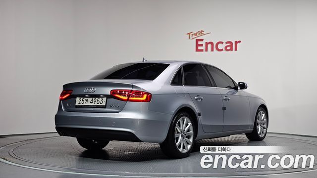 Audi A4 30 TDI Dynamic B8 2015 — фото 2