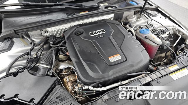 Audi A4 30 TDI Dynamic B8 2015 — фото 6