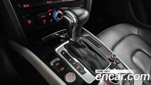 Audi A4 30 TDI Dynamic B8 2015 — фото 9