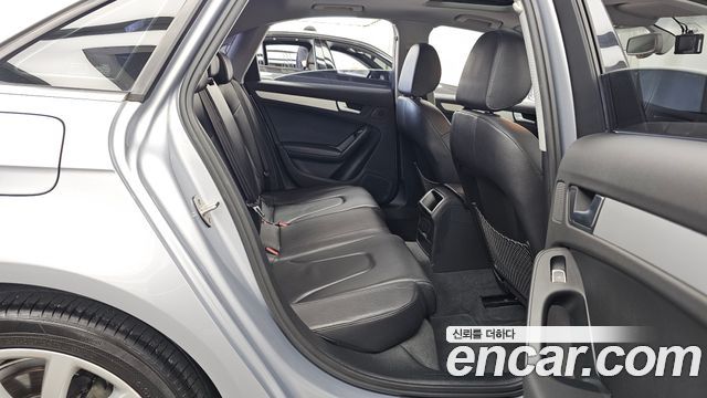 Audi A4 30 TDI Dynamic B8 2015 — фото 12