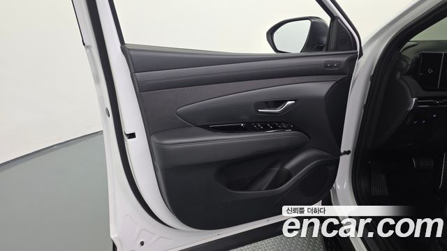 Hyundai Tucson (NX4) Gasoline 1.6 Turbo 4WD Inspiration 2026 — фото 24